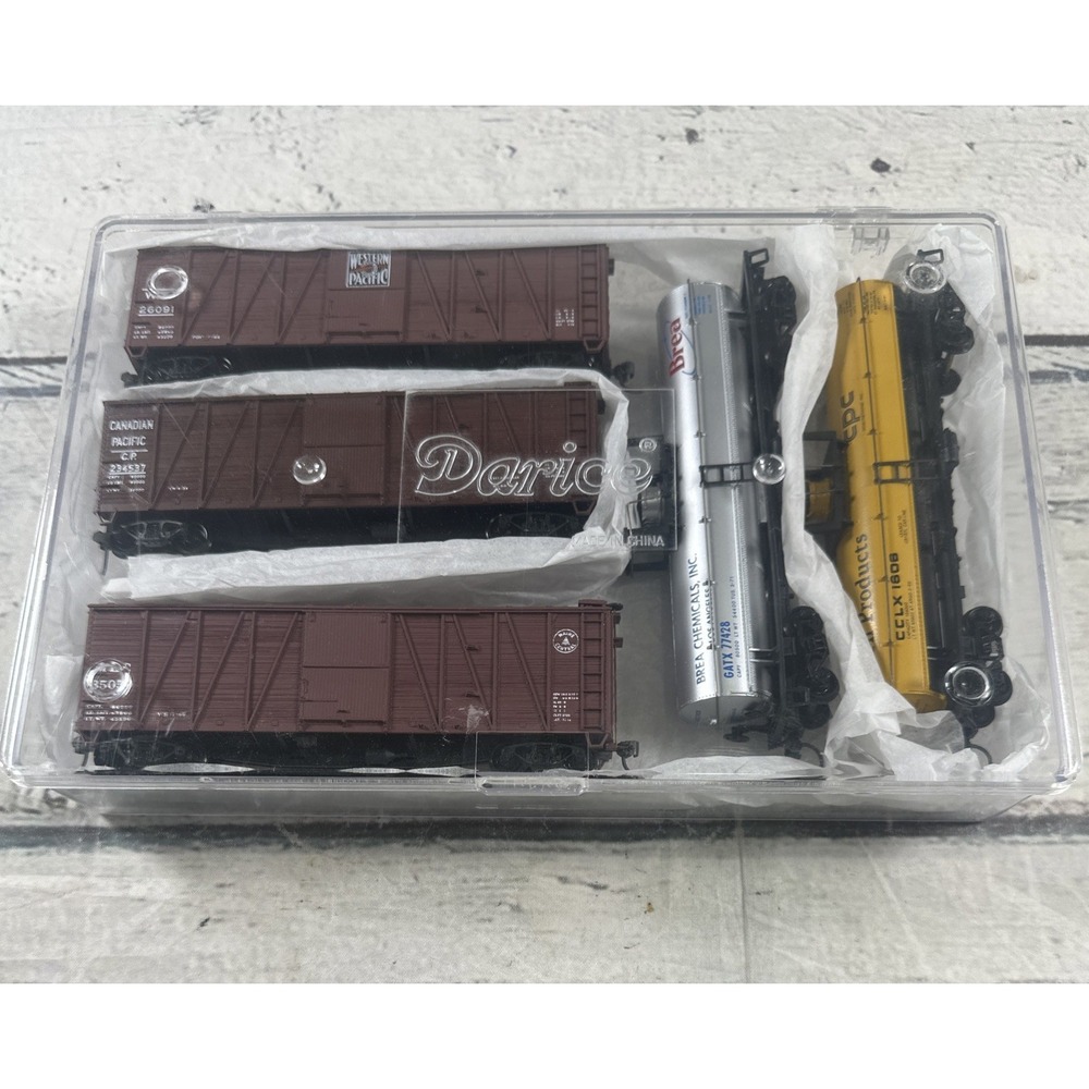 HO Scale 5 Car Freight Train Lot Western Pacific GATX CECX PRR Boxcars w/Tanks